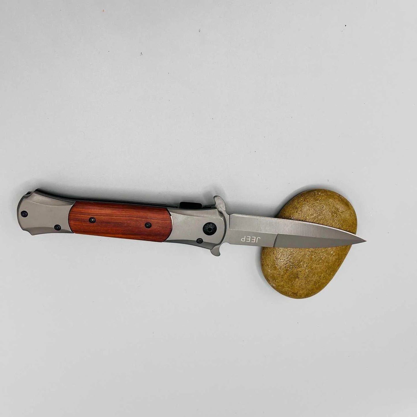 Jeep Self Defense Knife | Folding Knife with Sharpe Edge