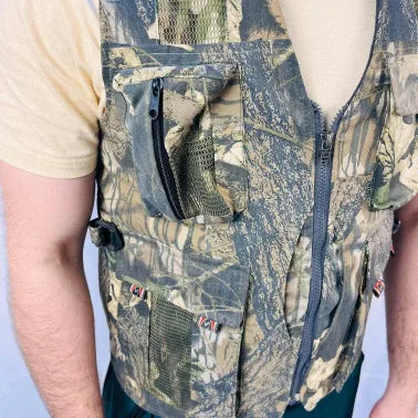 Men Utility Multi Pocket Outdoor Jacket | Sleeveless Camouflage Jacket For Men