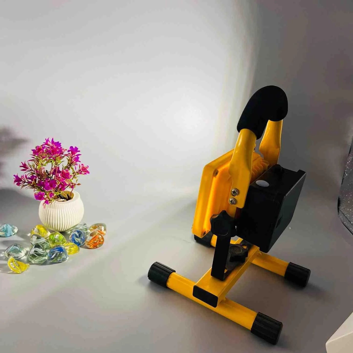 UFOND 6000 Lumen LED Work Light with Stand 60W | Waterproof Flood Light - khan American Tools