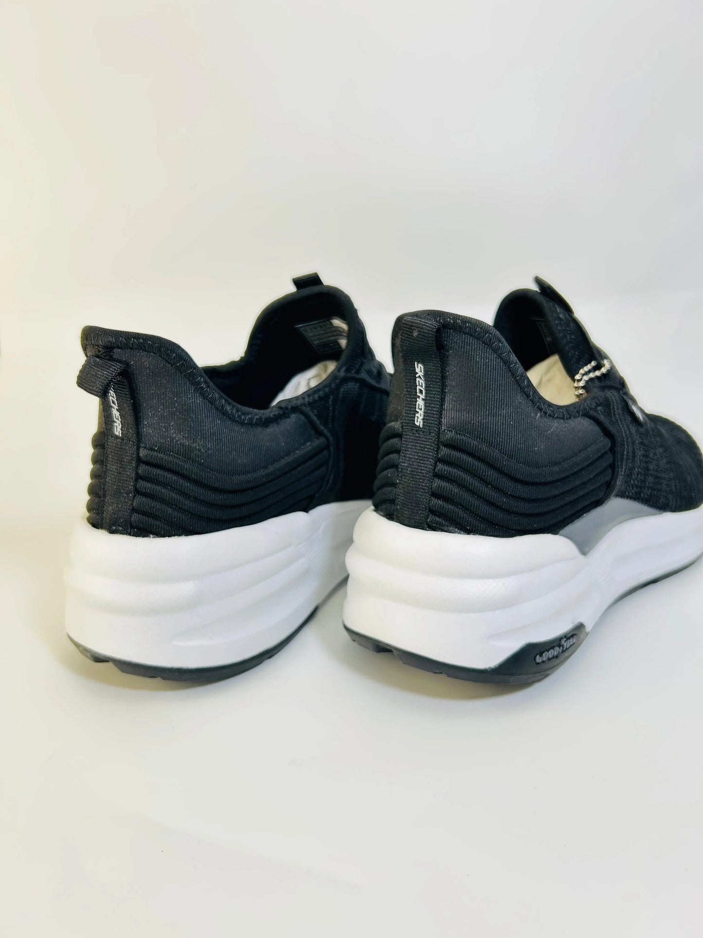 Sketchers Goga Mat Slip ins Dark Grey For Men - khan American Tools