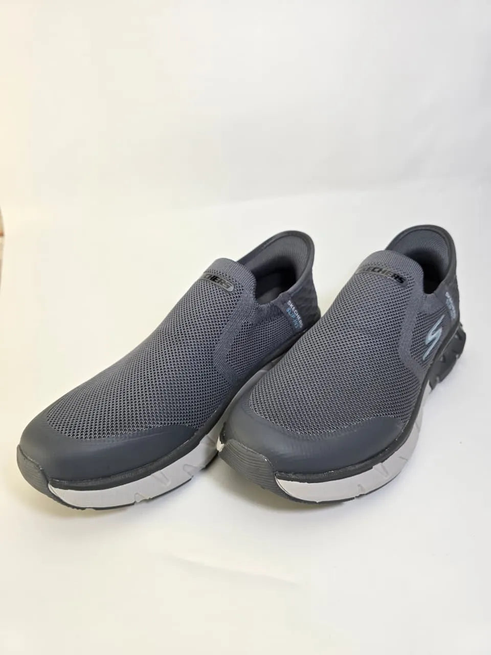 Skechers D'Lux Walker Slip In Grey Color For Men - khan American Tools