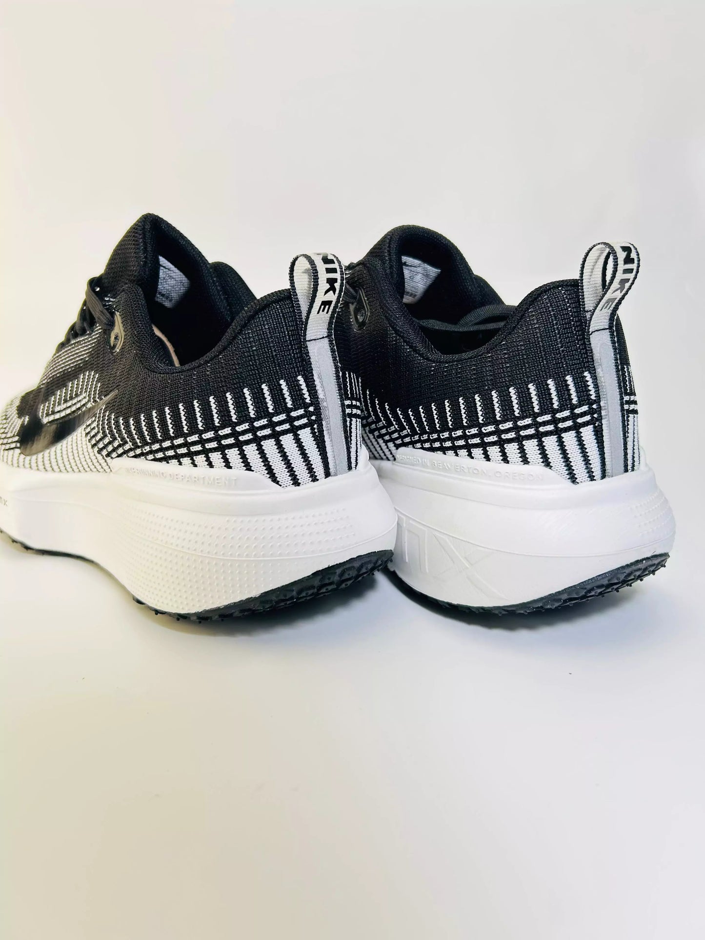 Nike Invisible Zoom X 3 Road Unisex White & Black Shoes For Men - khan American Tools
