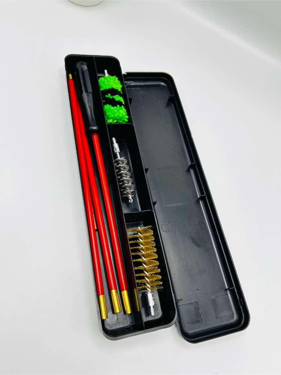 Rifle cleaning kit