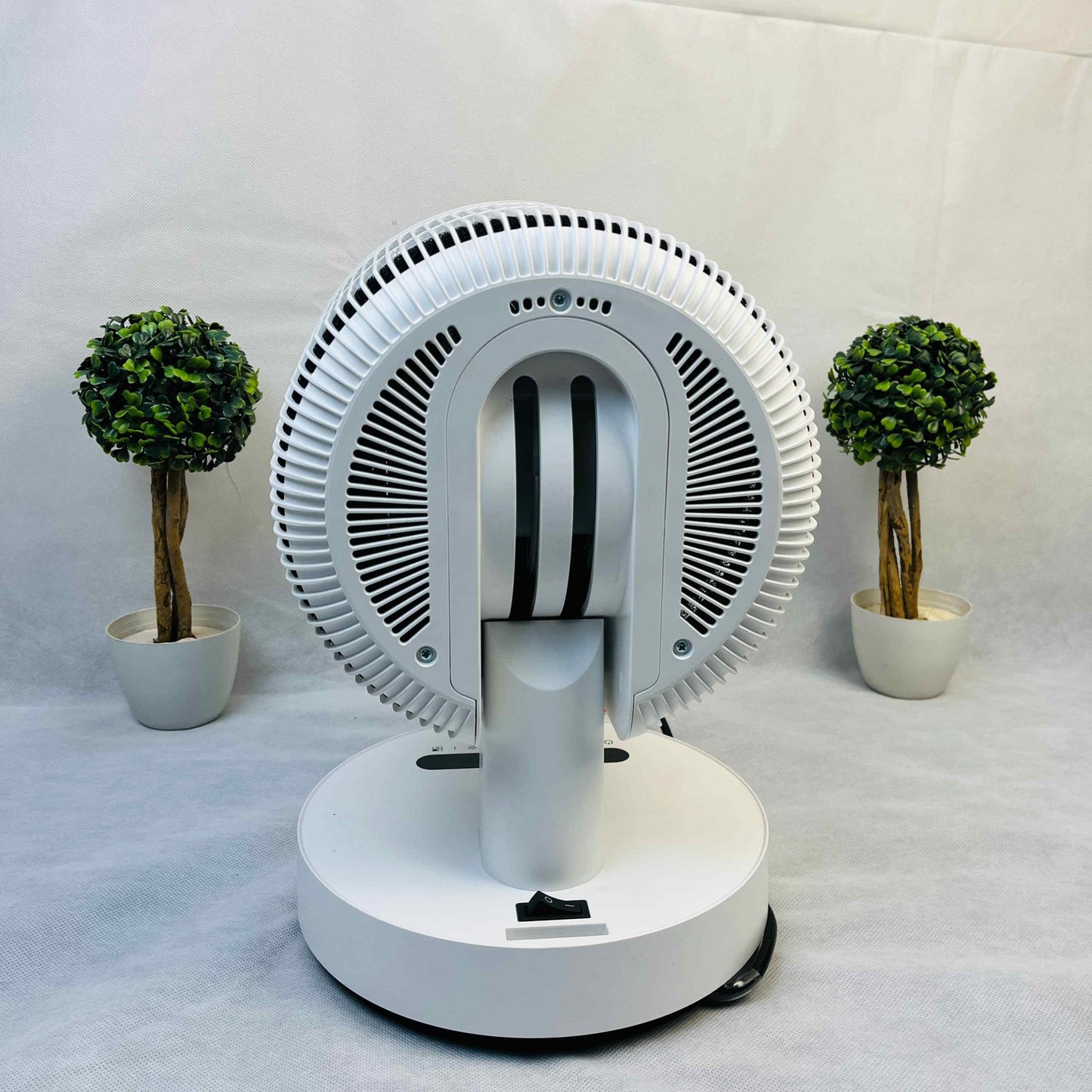 American Lot Stream Heat + Cool Fan | Quiet table fan with remote control