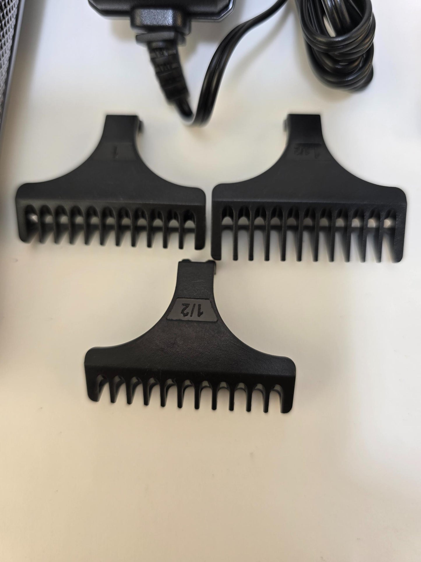 Geemy GM-6050 Professional Hair Clipper | Rechargeable Hair Trimmer - khan American Tools