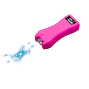 #stungun #selfdefense #taser #pepperspray #selfdefensekeychain #selfdefenseforwomen #stunguns #selfdefensekeychains #selfdefensetool #stunguntaser #safety #tazer #selfdefensetips #protection #taz #femme #agression #staysafe #combknife #personalsafety
