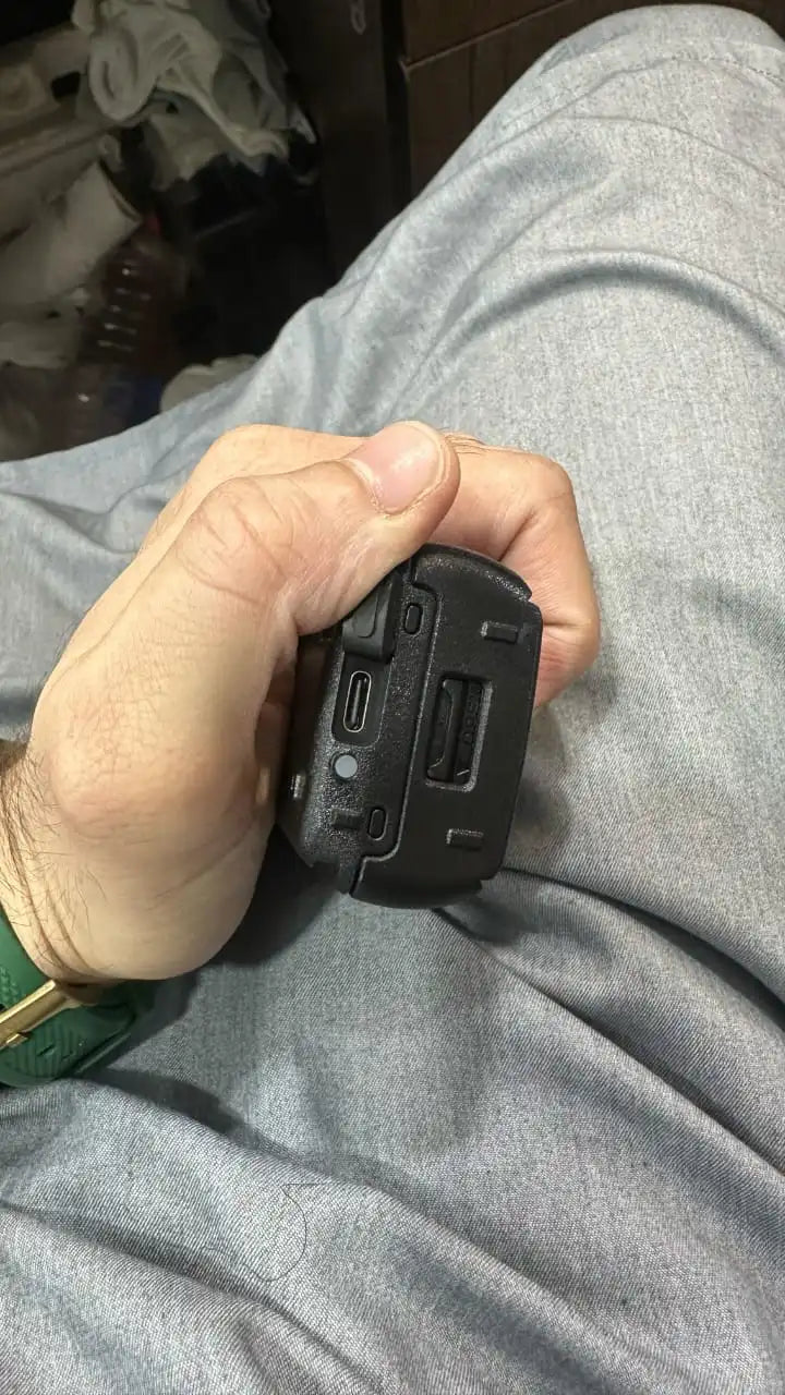c type charging port 