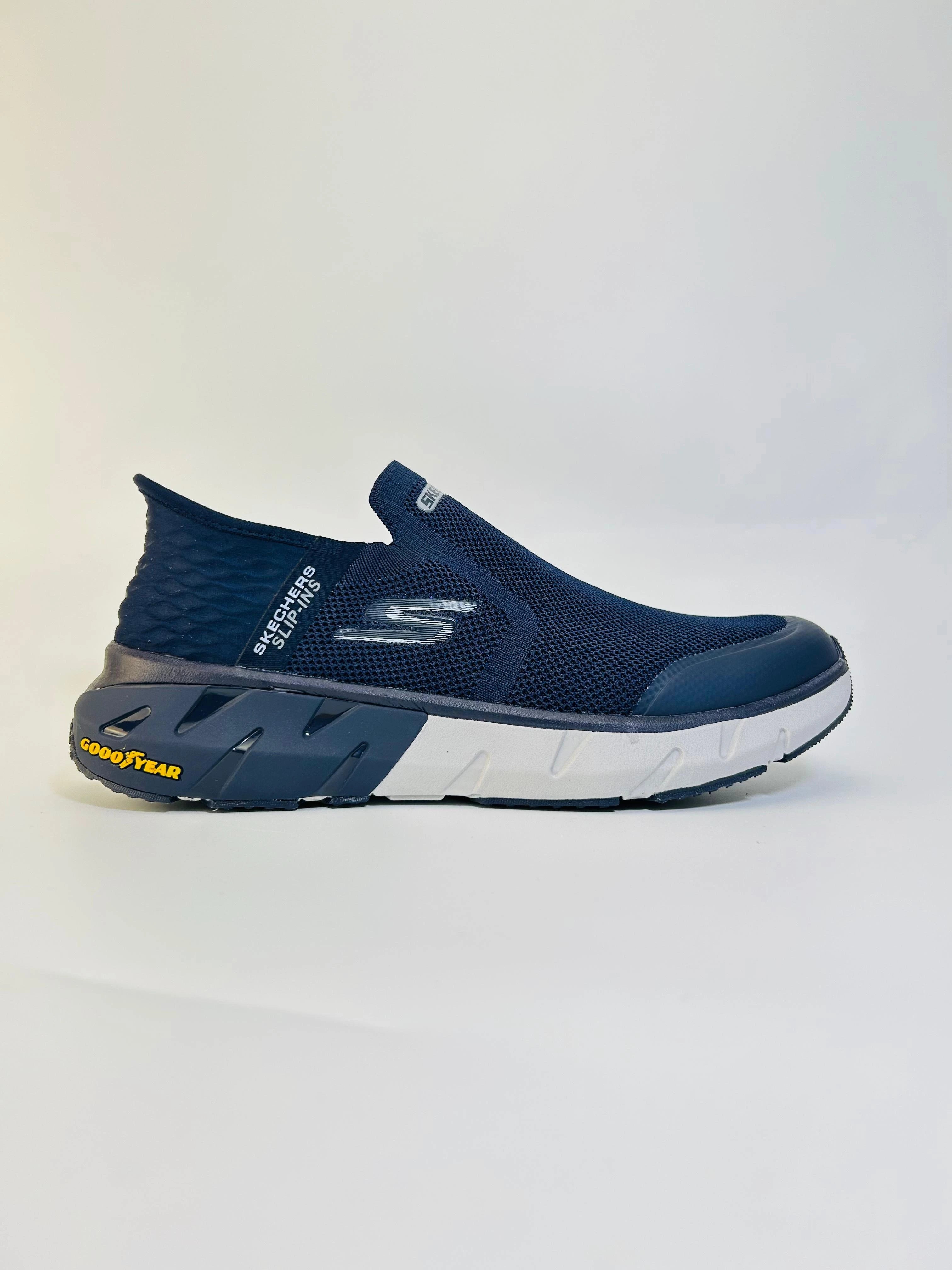 Skechers Ultra Go Running Shoes For Men - khan American Tools