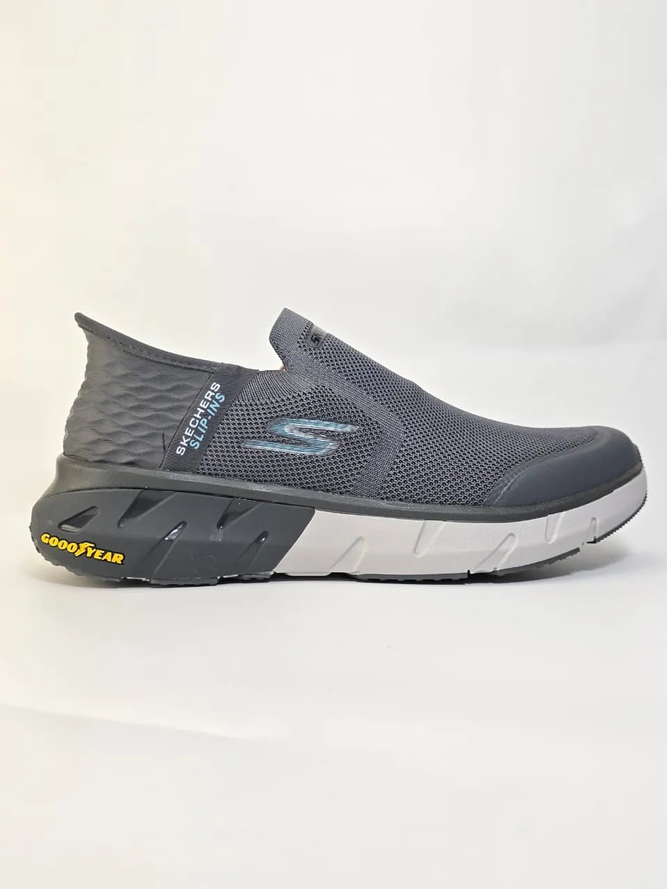 Skechers D'Lux Walker Slip In Grey Color For Men - khan American Tools
