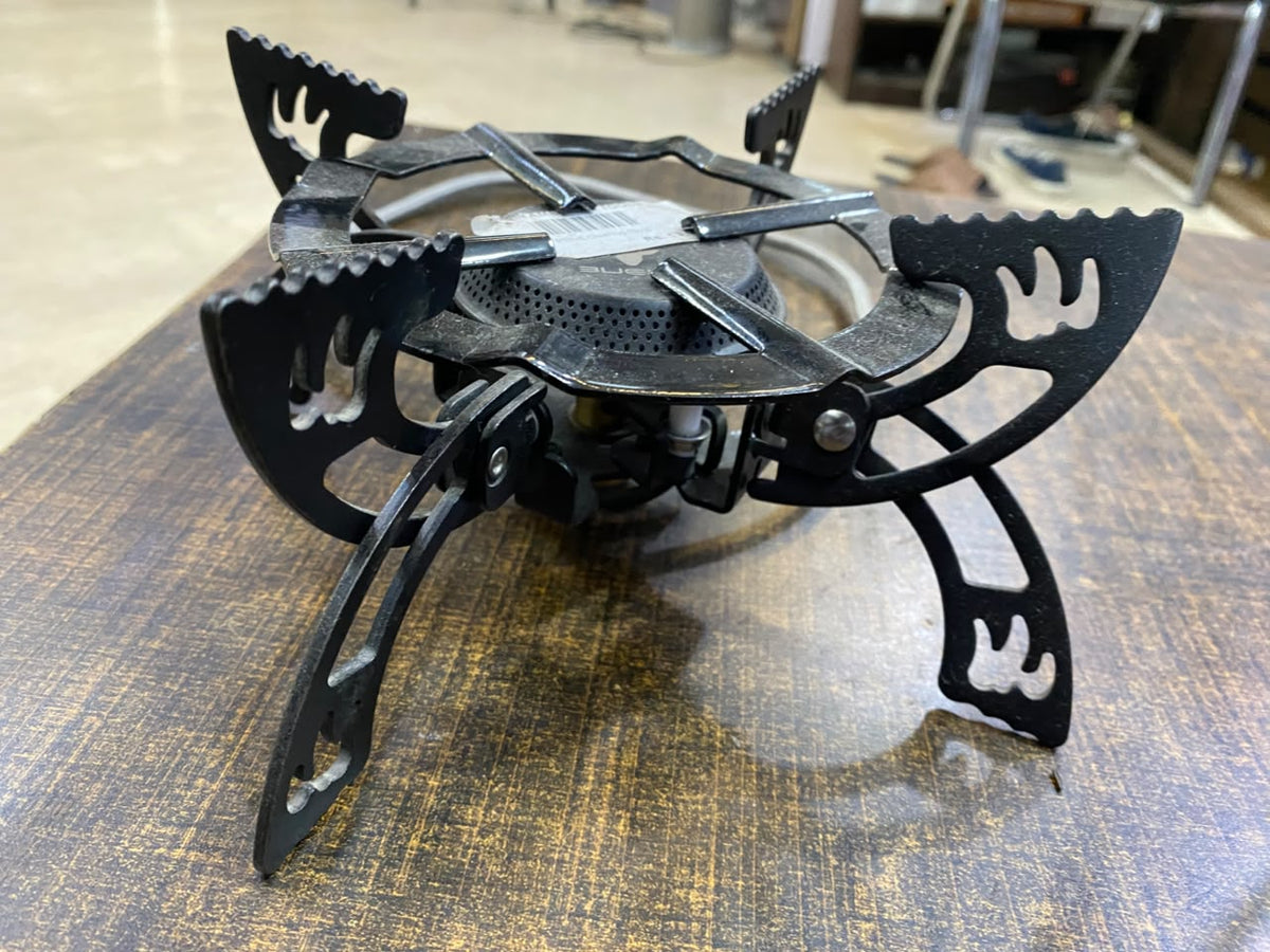 Heavy-Duty Portable Camping Gas Stove with Foldable Pot Supports & Flexible Gas Hose